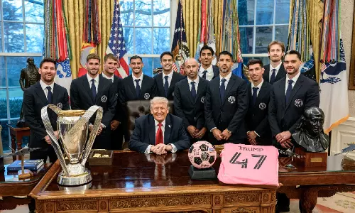 Messi और इंटर मियामी को व्हाइट हाउस में सम्मानित किया गया Messi और इंटर मियामी को व्हाइट हाउस में सम्मानित किया गया