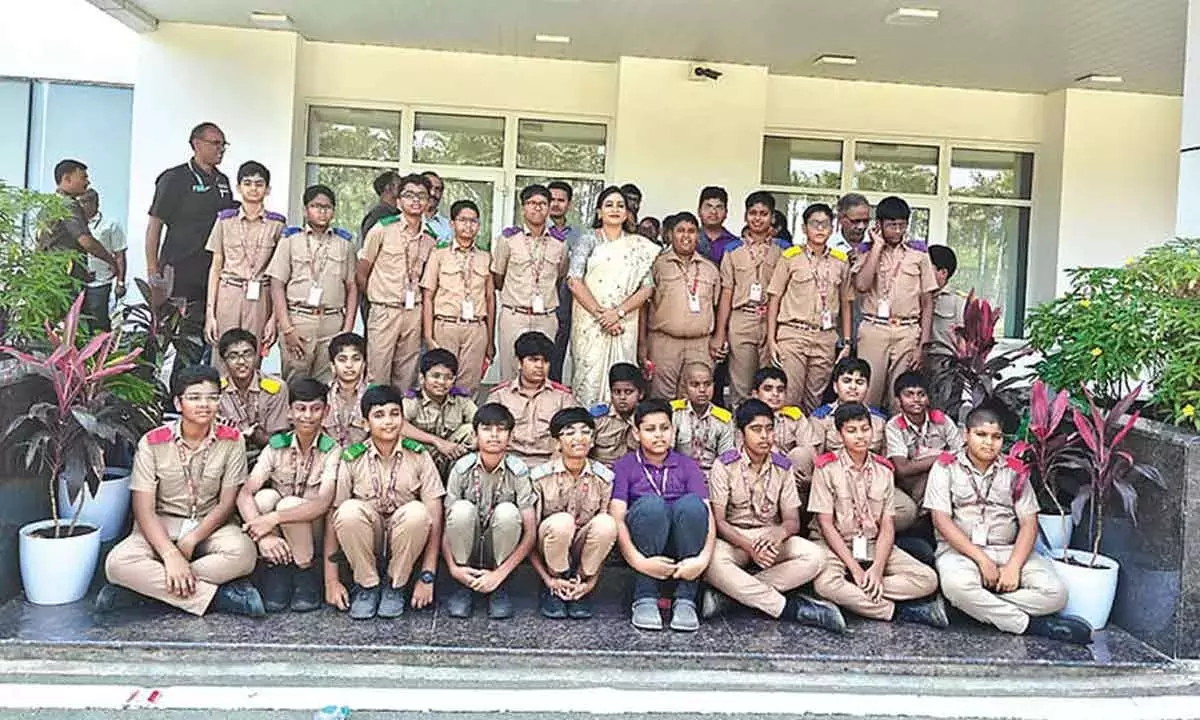 Andhra: 154 स्कूलों के छात्रों ने विधानसभा का दौरा किया