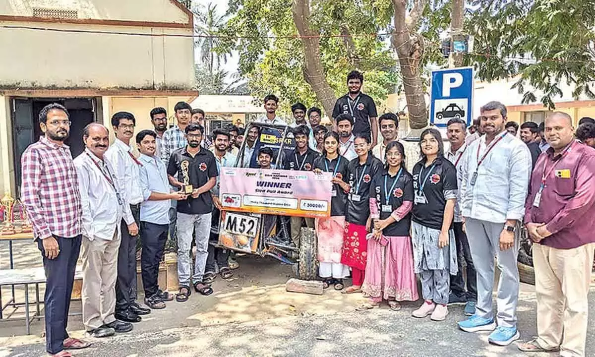 Andhra: SRKR ने ATV हैवी व्हीकल पुलिंग कॉम्पिटिशन जीता
