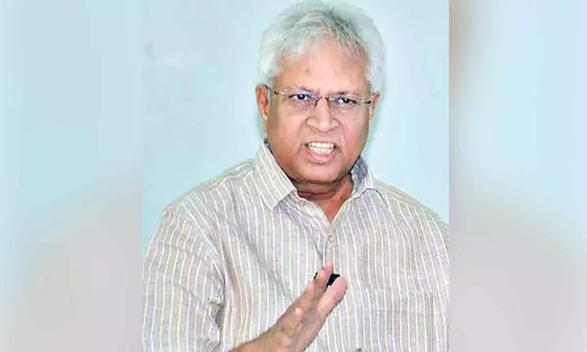 वुंडावल्ली ने पोलावरम में खामियों पर CM को लिखा पत्र वुंडावल्ली ने पोलावरम में खामियों पर CM को लिखा पत्र