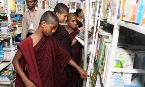 बौद्ध कूटनीति के जरिए श्रीलंका में पकड़ मजबूत कर रहा चीन: रिपोर्ट