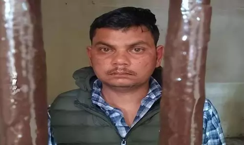 सावधान! ट्रेन में दोस्ती पड़ी महंगी...नशे वाली क्रीम बिस्किट का इस्तेमाल सावधान! ट्रेन में दोस्ती पड़ी महंगी...नशे वाली क्रीम बिस्किट का इस्तेमाल