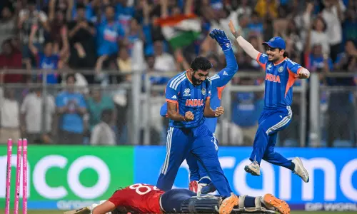T20 WC: स्काई ने इंग्लैंड की हार पर कहा, गेंदबाजों ने मैच छीन लिया T20 WC: स्काई ने इंग्लैंड की हार पर कहा, गेंदबाजों ने मैच छीन लिया