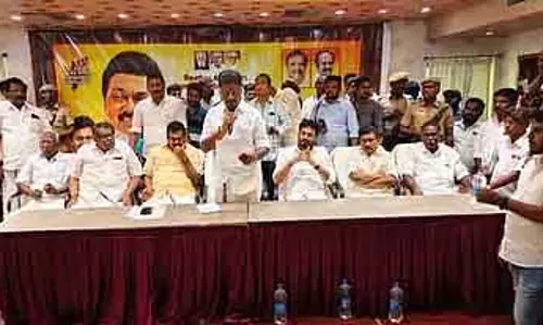 स्टालिन को दूसरी बार मुख्यमंत्री बनाना लक्ष्य है - O. Panneerselvam स्टालिन को दूसरी बार मुख्यमंत्री बनाना लक्ष्य है - O. Panneerselvam