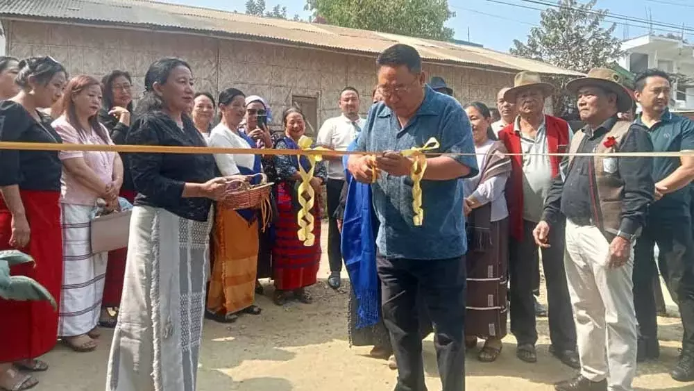 Nagaland : मोआतोशी ने सामुदायिक विकास में महिलाओं की भूमिका की सराहना की Nagaland : मोआतोशी ने सामुदायिक विकास में महिलाओं की भूमिका की सराहना की