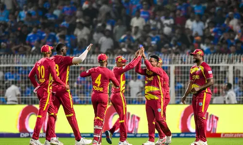 T20 WC: मिडिल ईस्ट ट्रैवल रुकावट के बाद WI टीम चार्टर्ड फ्लाइट से लौटेगी T20 WC: मिडिल ईस्ट ट्रैवल रुकावट के बाद WI टीम चार्टर्ड फ्लाइट से लौटेगी