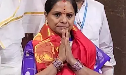 कलवकुंतला कविता ने तिरुमाला वेंकटेश्वर मंदिर में किए दर्शन, कहा- सच बोलने वालों के साथ भगवान