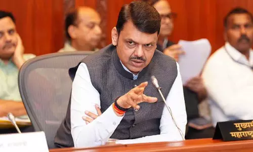 महाराष्ट्र सरकार ने BMC E वार्ड ऑफिस में देरी और वर्ली रोबोटिक पार्किंग टेंडर विवाद की जांच के आदेश दिए महाराष्ट्र सरकार ने BMC E वार्ड ऑफिस में देरी और वर्ली रोबोटिक पार्किंग टेंडर विवाद की जांच के आदेश दिए