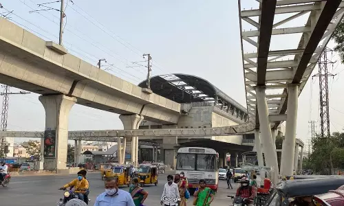 Nampally स्टेशन के रीडेवलपमेंट में मेट्रो को जोड़ने वाला 200 मीटर का स्काईवॉक होगा Nampally स्टेशन के रीडेवलपमेंट में मेट्रो को जोड़ने वाला 200 मीटर का स्काईवॉक होगा