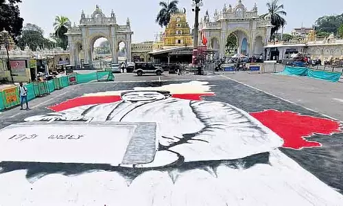 CM सिद्धारमैया का 17वां कर्नाटक बजट: एडमिनिस्ट्रेटिव सुधार सरकार का मुख्य एजेंडा है CM सिद्धारमैया का 17वां कर्नाटक बजट: एडमिनिस्ट्रेटिव सुधार सरकार का मुख्य एजेंडा है