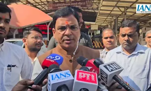 Maharashtra Budget 2026: दोपहर 2 बजे पेश होगा, मंत्री ने जनता से बड़ी घोषणाओं का इंतज़ार करने को कहा Maharashtra Budget 2026: दोपहर 2 बजे पेश होगा, मंत्री ने जनता से बड़ी घोषणाओं का इंतज़ार करने को कहा
