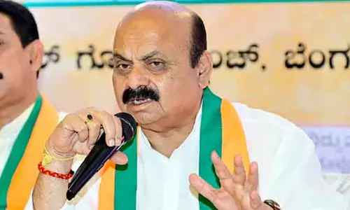 राज्य सरकार द्वारा वित्तीय नियमों का उल्लंघन: MP Bommai