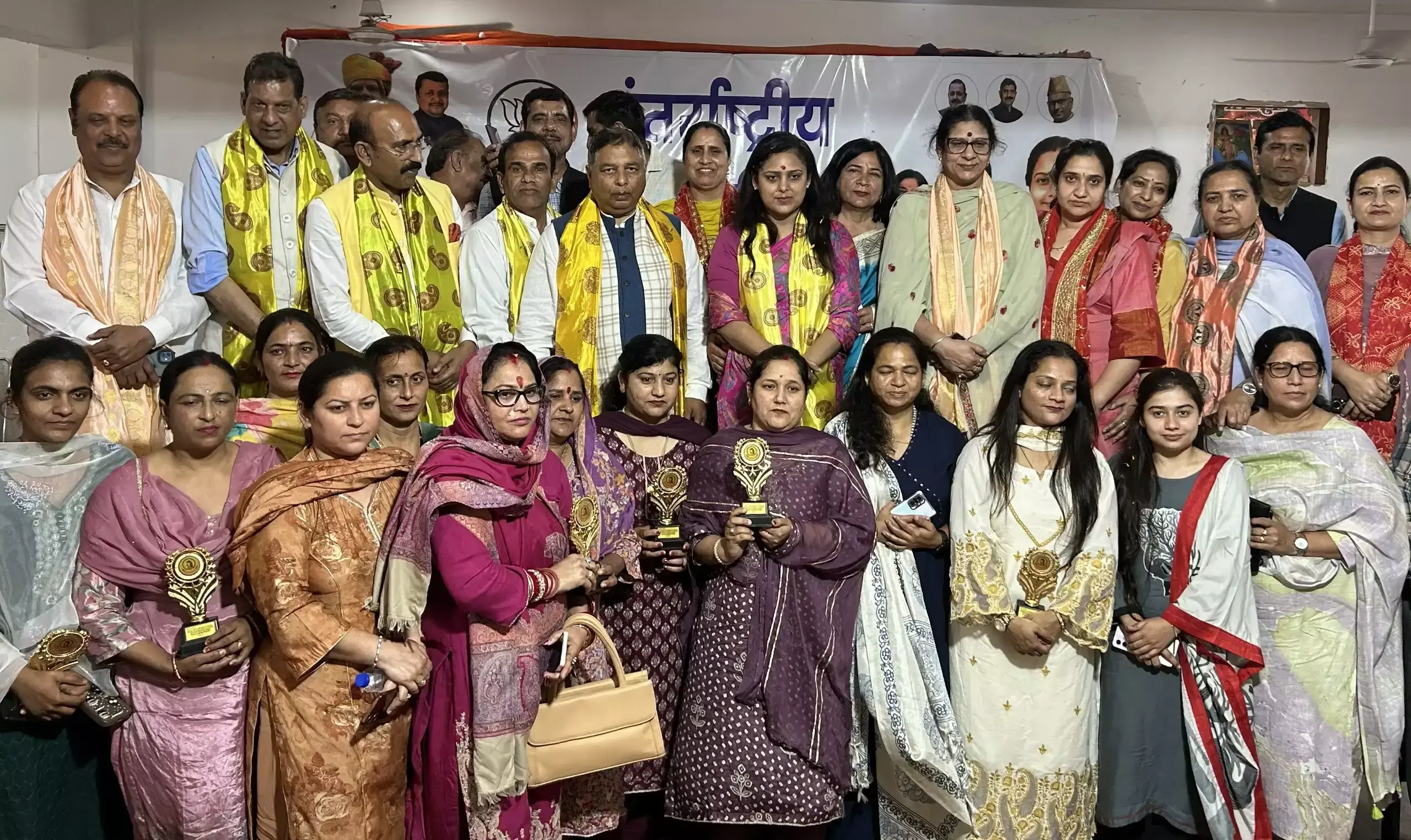 Jammu: राष्ट्र विकास में महिलाओं की भूमिका अहम: सत शर्मा
