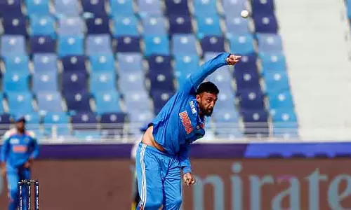 T20 World Cup 2026: 4 ओवर में 1/64; वरुण चक्रवर्ती ने खराब बॉलिंग परफॉर्मेंस से एक बुरा रिकॉर्ड बनाया