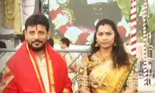 Tirumala में जन्मदिन मनाने पर इन्फ्लुएंसर और एक्ट्रेस के खिलाफ पुलिस में शिकायत
