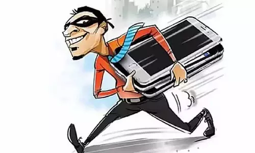 Chennai: रेस्टोरेंट के 2 कर्मचारियों ने 2 लाख रुपये चुराए, भाग गए