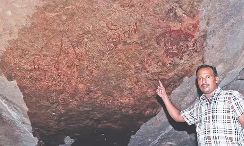 Vaigai Basin, सभ्यता का उद्गम स्थल, थेनी के पास प्राचीन ‘नागा पुदावु’ गुफा चित्र खोजे गए Vaigai Basin, सभ्यता का उद्गम स्थल, थेनी के पास प्राचीन ‘नागा पुदावु’ गुफा चित्र खोजे गए