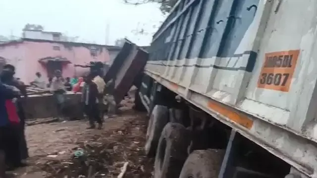 ऑनलाइन मैप की गड़बड़ी से ढेंकनाल में हादसा: ट्रॉली के घर से टकराने से एक की मौत