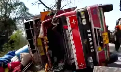 Una में सड़क हादसे में हरियाणा के आठ श्रद्धालु घायल