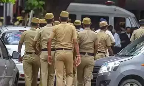 Chennai पुलिस ने 34 इंस्पेक्टरों का ट्रांसफर किया Chennai पुलिस ने 34 इंस्पेक्टरों का ट्रांसफर किया