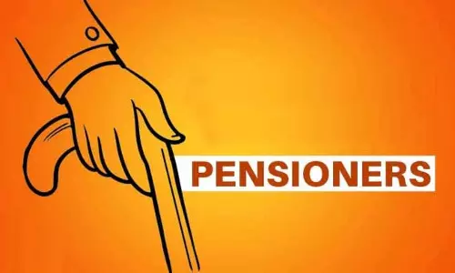 Retired police पेंशनर्स ने सैलरी में गड़बड़ी को दूर करने और कल्याणकारी उपायों की मांग की Retired police पेंशनर्स ने सैलरी में गड़बड़ी को दूर करने और कल्याणकारी उपायों की मांग की