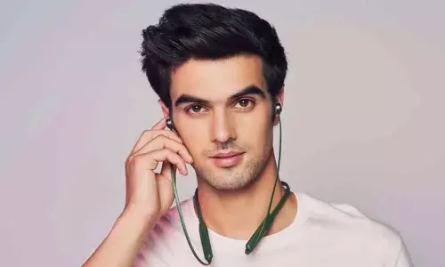 अगर हम Earphones Or Earbuds ज़्यादा देर तक इस्तेमाल करते हैं तो क्या होता है?