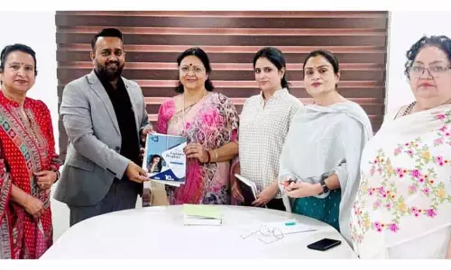 महिलाओं और युवाओं को आत्मनिर्भर बनने के लिए स्किल डेवलपमेंट का विकल्प चुनना चाहिए: Sanjita Dogra महिलाओं और युवाओं को आत्मनिर्भर बनने के लिए स्किल डेवलपमेंट का विकल्प चुनना चाहिए: Sanjita Dogra