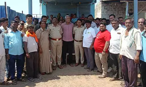 Karnataka : शराब की दुकान खाली करने का नोटिस, महिलाओं के संघर्ष की जीत