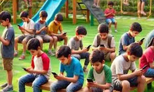 कर्नाटक सरकार 16 साल से कम उम्र के बच्चों के लिए सोशल मीडिया के इस्तेमाल पर रोक लगाएगी: CM Siddaramaiah