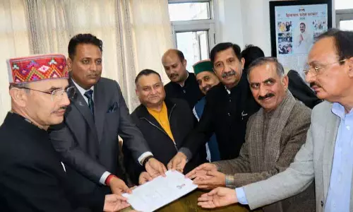 कांग्रेस ने Himachal में अनुराग शर्मा को राज्यसभा का उम्मीदवार बनाकर सबको चौंका दिया कांग्रेस ने Himachal में अनुराग शर्मा को राज्यसभा का उम्मीदवार बनाकर सबको चौंका दिया