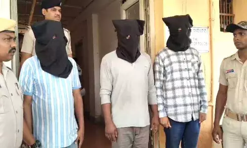 Puri police ने म्यूल बैंक अकाउंट नेटवर्क का भंडाफोड़ किया, तीन गिरफ्तार Puri police ने म्यूल बैंक अकाउंट नेटवर्क का भंडाफोड़ किया, तीन गिरफ्तार