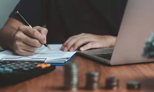 अमीर शहरी भारतीयों की नज़र म्यूचुअल फंड में 33% की बढ़ोतरी पर: UBS पोल