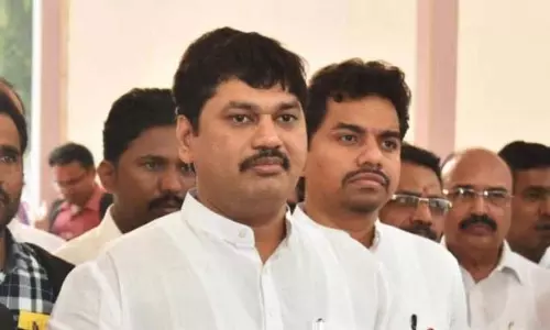 एक ऐसा बजट जो राज्य के विकास को हर नज़रिए से दिखाता है - Dhananjay Munde एक ऐसा बजट जो राज्य के विकास को हर नज़रिए से दिखाता है - Dhananjay Munde