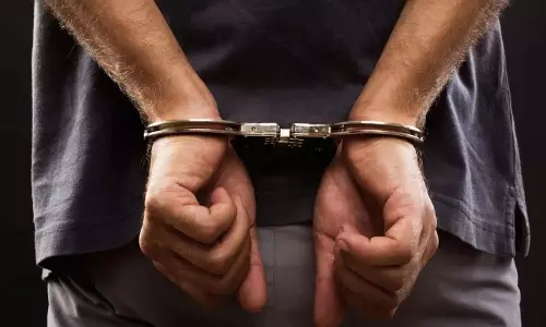 UP: इंस्टाग्राम पर ‘आपत्तिजनक’ वीडियो पोस्ट करने के आरोप में तीन लोग गिरफ्तार