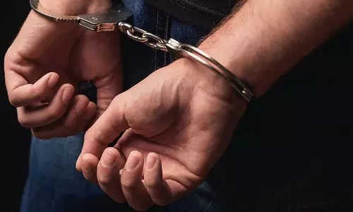 खून के धब्बों से सुलझी extramarital affair की गुत्थी, आरोपी गिरफ्तार खून के धब्बों से सुलझी extramarital affair की गुत्थी, आरोपी गिरफ्तार