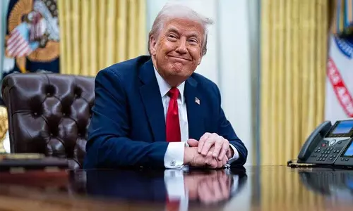 US President डोनाल्ड ट्रंप ने ईरान से बिना शर्त सरेंडर की मांग की US President डोनाल्ड ट्रंप ने ईरान से बिना शर्त सरेंडर की मांग की