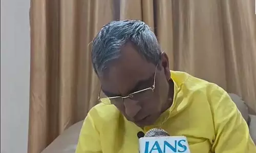 मंत्री ओम प्रकाश राजभर का आरोप, सपा शासन में फैली थी हिंसक घटनाओं की होलीगनवाद मंत्री ओम प्रकाश राजभर का आरोप, सपा शासन में फैली थी हिंसक घटनाओं की होलीगनवाद