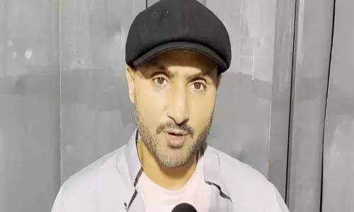 T20 WC: हरभजन सिंह ने भारत की रोमांचक सेमीफाइनल जीत में बुमराह और हार्दिक की गेंदबाजी की तारीफ की T20 WC: हरभजन सिंह ने भारत की रोमांचक सेमीफाइनल जीत में बुमराह और हार्दिक की गेंदबाजी की तारीफ की