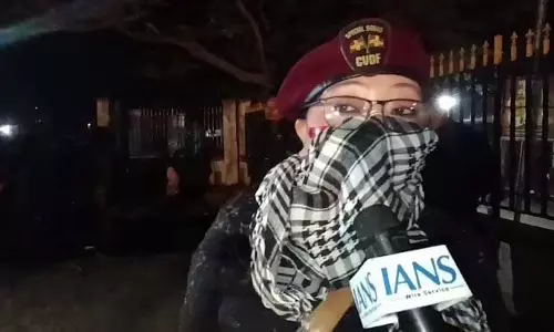 Manipur: पूर्व विधायक वुंगज़ागिन वाल्टे के लिए रोड मार्च Manipur: पूर्व विधायक वुंगज़ागिन वाल्टे के लिए रोड मार्च