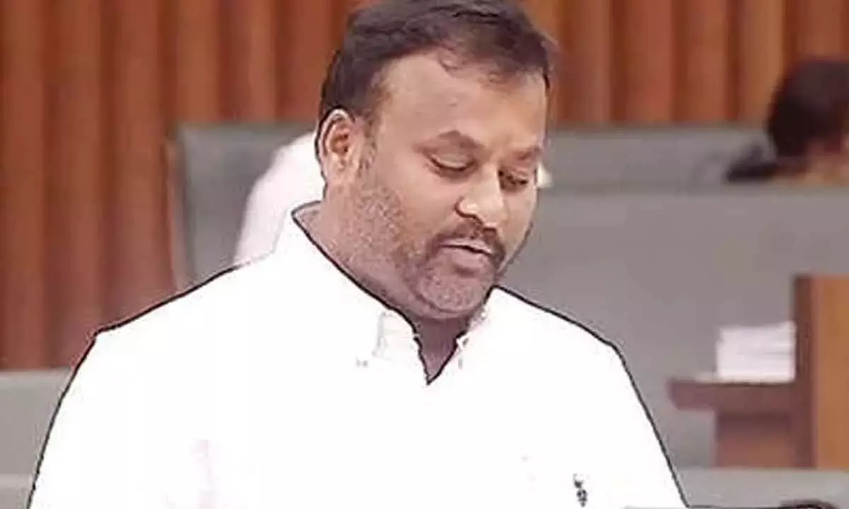 Andhra: राज्य में इस साल के आखिर तक तीन नए पोर्ट बनकर तैयार हो जाएंगे Andhra: राज्य में इस साल के आखिर तक तीन नए पोर्ट बनकर तैयार हो जाएंगे
