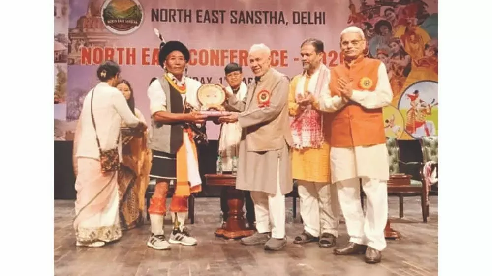 Nagaland : योसे चेस को एनई संस्था अवॉर्ड मिला Nagaland : योसे चेस को एनई संस्था अवॉर्ड मिला