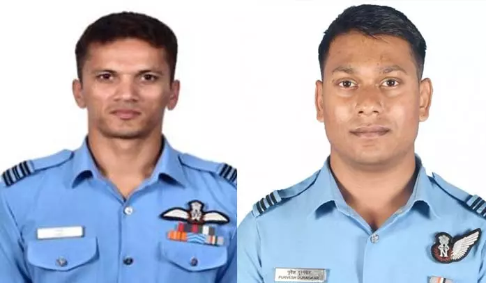 वायुसेना का सुखोई-30 फाइटर जेट क्रैश, दोनों पायलट की मौत वायुसेना का सुखोई-30 फाइटर जेट क्रैश, दोनों पायलट की मौत