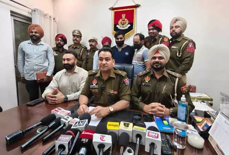 Ludhiana से लूटा गया ट्रक सोनीपत से बरामद, 3 गिरफ्तार Ludhiana से लूटा गया ट्रक सोनीपत से बरामद, 3 गिरफ्तार