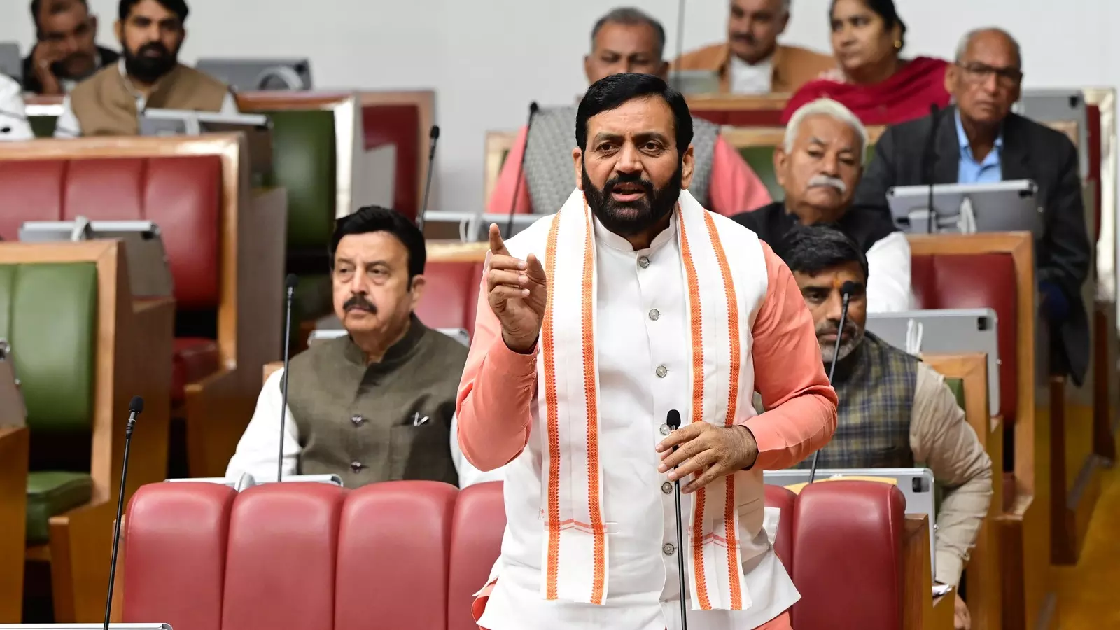 Chandigarh: हरियाणा की आर्थिक स्थिति पर बयानबाजी तेज Chandigarh: हरियाणा की आर्थिक स्थिति पर बयानबाजी तेज