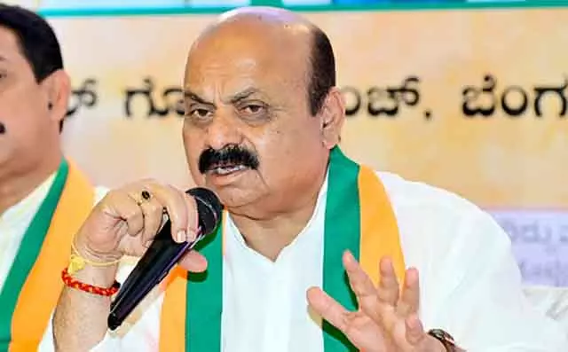 राज्य सरकार द्वारा वित्तीय नियमों का उल्लंघन: MP Bommai राज्य सरकार द्वारा वित्तीय नियमों का उल्लंघन: MP Bommai