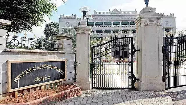 KAS परीक्षा में कोई गड़बड़ी नहीं हुई: KPSC ने सरकार को स्पष्ट किया KAS परीक्षा में कोई गड़बड़ी नहीं हुई: KPSC ने सरकार को स्पष्ट किया