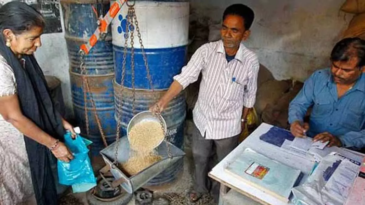 Tamil Nadu में राशन दुकान के कर्मचारियों के लिए वेतन और भत्ते में बदलाव Tamil Nadu में राशन दुकान के कर्मचारियों के लिए वेतन और भत्ते में बदलाव