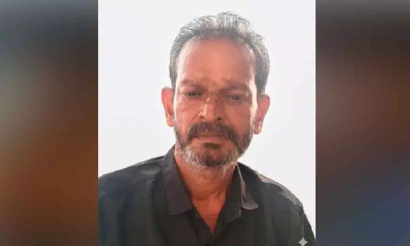 Kerala : लड़के के साथ अप्राकृतिक यौन उत्पीड़न के लिए एक व्यक्ति को 20 साल जेल की सज़ा सुनाई गई Kerala : लड़के के साथ अप्राकृतिक यौन उत्पीड़न के लिए एक व्यक्ति को 20 साल जेल की सज़ा सुनाई गई