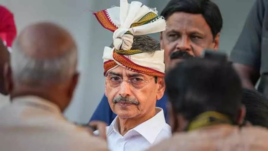 राजभवन BJP के वॉर रूम बन गए हैं: टीएमसी ने गवर्नर के बड़े फेरबदल पर सरकार की आलोचना की राजभवन BJP के वॉर रूम बन गए हैं: टीएमसी ने गवर्नर के बड़े फेरबदल पर सरकार की आलोचना की