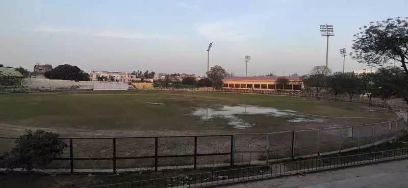 Amritsar के लिए केजरीवाल का वर्ल्ड-क्लास स्टेडियम का वादा कागज़ों पर ही रह गया Amritsar के लिए केजरीवाल का वर्ल्ड-क्लास स्टेडियम का वादा कागज़ों पर ही रह गया